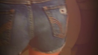 Peeing 90s style