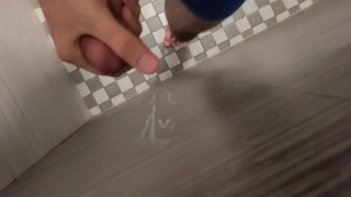Masturbate with cumshot to the wall 