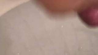 包茎オナニー パイパン トイレで射精