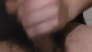 PENE SABROSO DE JOVEN CABEZON PELUDO SUDADO EYACULA GIMIENDO / BIG DICK MOANING HAIRY BIG HEAD ASMR