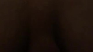 Straight guy uses dildo for the first time