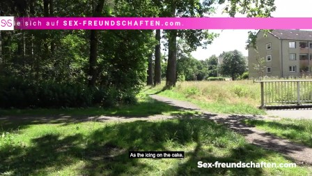 PUBLIC: German FATHER fucks MILF with GLASSES at forest edge (OUTDOOR) - SEX-FREUNDSCHAFTEN