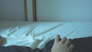 男子学生、オナホールで我慢できずに...