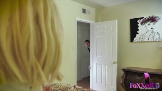 Young Jenna Foxx And Her BF Fuck Step Mom Savana Styles?!