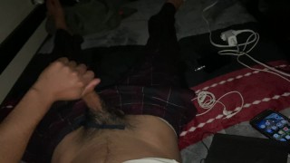 18 year old latina gets fucked in bed