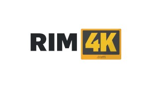 RIM4K. During work handyman has his ass worshipped by sexy client