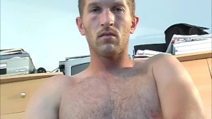 French str8 redneck gets wanked by a guy to get money ! Alexandre