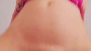 Sentando na pica de manhã 