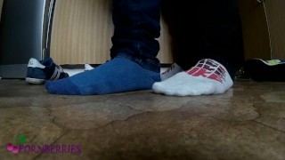 Two sagger friends got horny, humping and touching turned into cumshot
