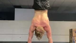 Hot guy doing handstand 
