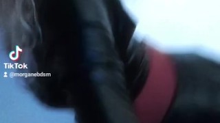 Maitresse morgane avec belle botte