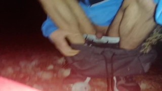 Salgo a entrenar, y me voy a hacer una paja detrás de unos matorrales