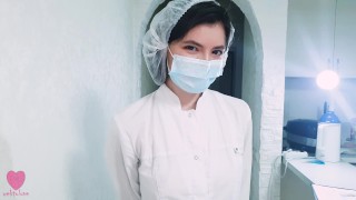 The nurse performed a manipulation to deprive the patient of virginity, hard fucking the guy to cum