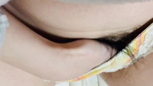 Subjective video of masturbation ♡ Wet pussy under fluffy pubic hair [Personal shooting]