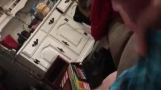 Heavy cummer, shooting huge load