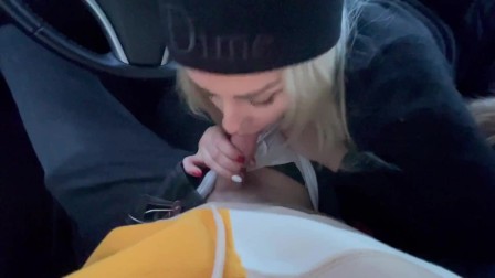 Blonde girl Angie Lynx fucked and creampie in the car at a famous ski station POV