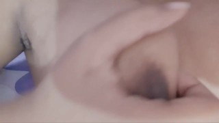 ගෑනි මෝල් වෙලා තනියම කුක්කු මිරිලලා සැප I Need Big Cock Amature Teen Cute Girl Show Pussy - CamLucy
