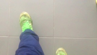 Cum on sneakers - Fan request video - Twitter