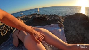 Sexy girlfriend lets me fuck her outdoors for Valentine's Day - Risky passionate sex Honey Tequila