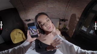 DARK ROOM VR - Hola Slut