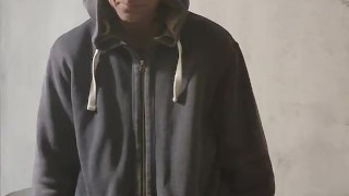 I'm listening to the radio