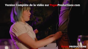Pegas Productions - Une teen Emo Défoncée à la St-Valentin