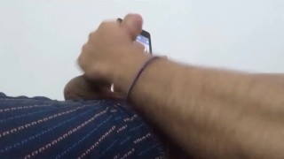 Me masturbo viendo vídeos porno 🔥