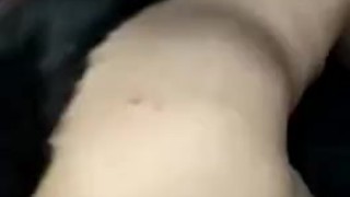 Esposa gemendo gostoso com plug no cu