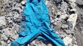 I got work clothes worn by other coworker so I cum on that used clothes at work