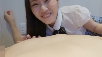 ニコニコ可愛い！性格最高！地下アイドル③ネットカフェで愛撫うますぎて、大量のガマン汁がダラダラ。