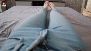 CLOSEUP PUSSY MASTURBATION WITH DIRTY TALK