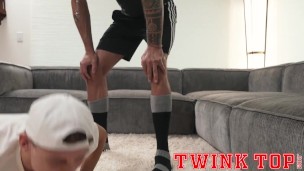 TwinkTop - Eager young jock barebacks hungry muscle DILF coach