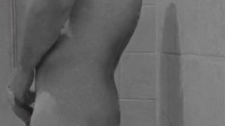 Me másturbo después de una ducha 