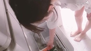 Orgasm with carrot insertion♡Japanese amateur Hentai Sex