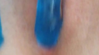 Teen Girl Masturbates Her Wet Pussy Both Holes