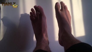 THE GOLDEN HOUR - THE ART OF FEET - MANLYFOOT