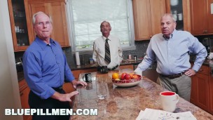 BLUEPILLMEN - Every Old Man Has His Day And This One Involves Molly Mae