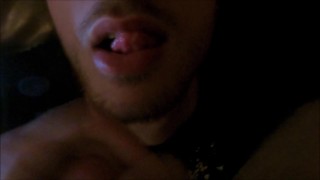 I suck my roommate's cock