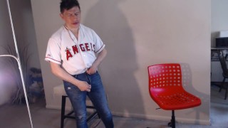 Pornstar Jerking in 3D!