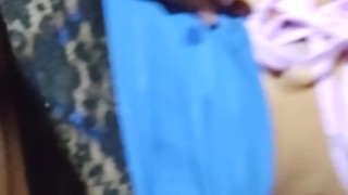 Le pegó en sus nalgas y me dice que que rica esta mi verga y que le dé más duro