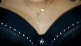  habla sucio y me dice que le encanta las vergas grandes mientras la follo y pide leche