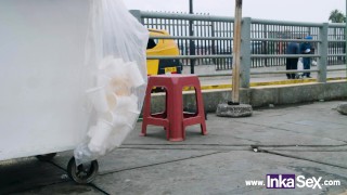 Venezolana super tetona vende desayunos y de cortesía te da un rico mañanero