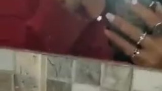 Chupandolo, humo le sale!