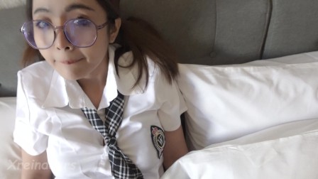 Schoolgirl Enjoying Masturbation Before Being Fucked By Stepdad - Xreindeers