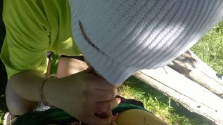 СЕКС С ПОДРУГОЙ НА ПРИРОДЕ ПРИ ПОГОДЕ В ЛЕСУ