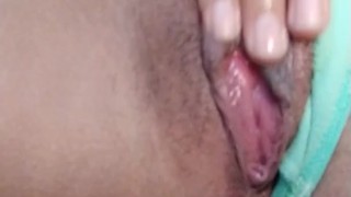 Que sabrosa se siente mi Cuca mojada , te gustaría meterme los dedos