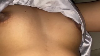 ខ្យល់ត្រជាក់ៗអោបគ្នាមានអារម្មណ៍ សាប់អោយចេញទឹក (Testing Hand Job)