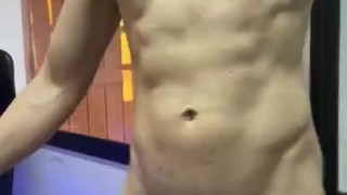 I love to dance reggaeton naked - (Semi Strptease)