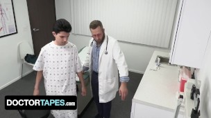 Doctor Tapes - Perv Doctor Gets Balls Deep Into His Cute Patient And Gives Him A Huge anal Creampie