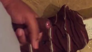 I like to fill my hands with semen